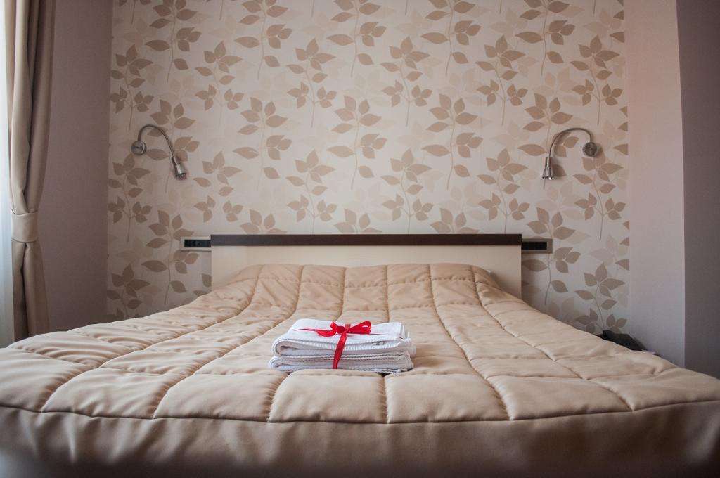 Garni Hotel 018 In Nis Bagian luar foto