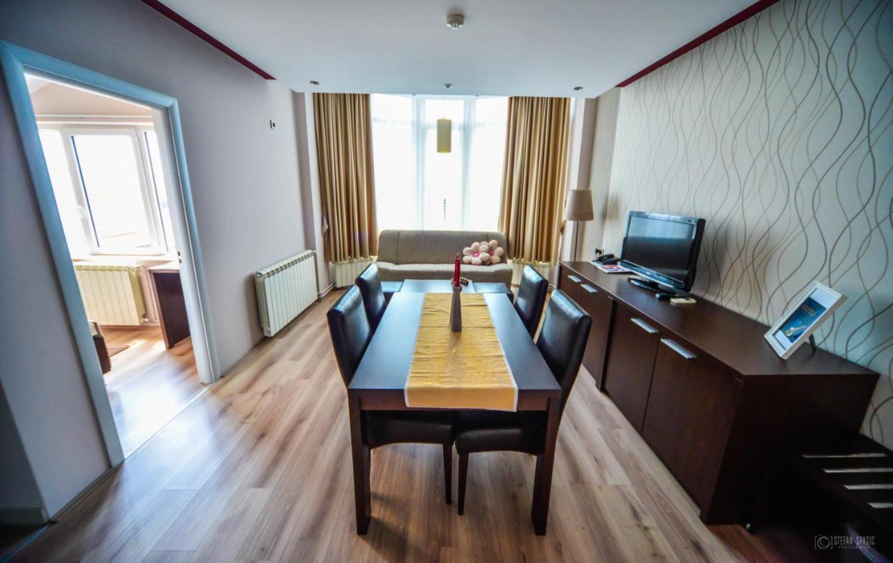 Garni Hotel 018 In Nis Bagian luar foto