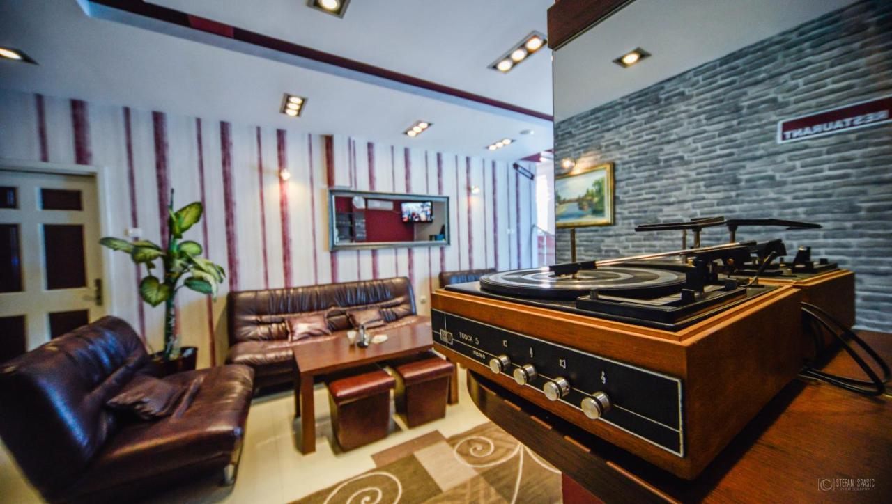 Garni Hotel 018 In Nis Bagian luar foto