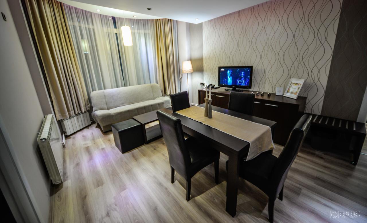 Garni Hotel 018 In Nis Bagian luar foto